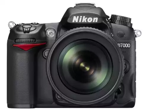 Nikon D7000 | Amazon